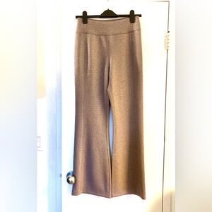 Woman’s SPANX Silver Knit Bootcut Pants M